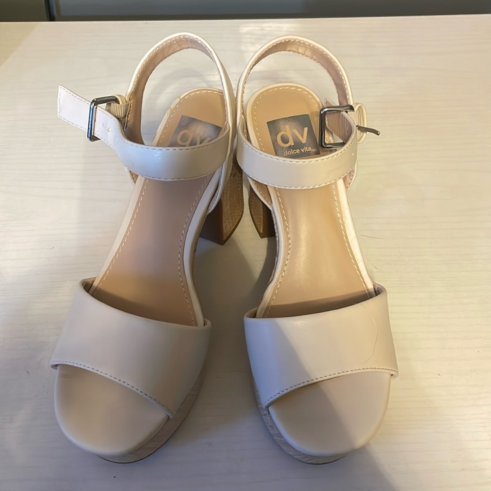 DV Dolce Vita Women's Mod Heeled Sandal Size 6.5